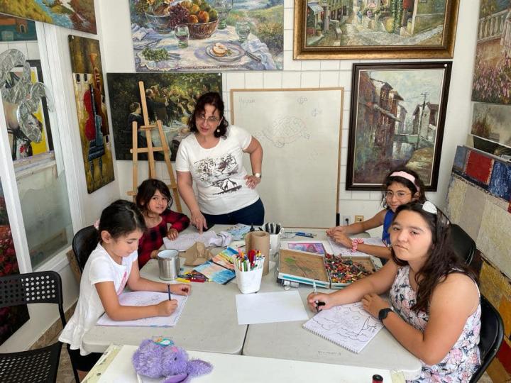 Laissez s'épanouir votre créativité avec nos cours de peinture